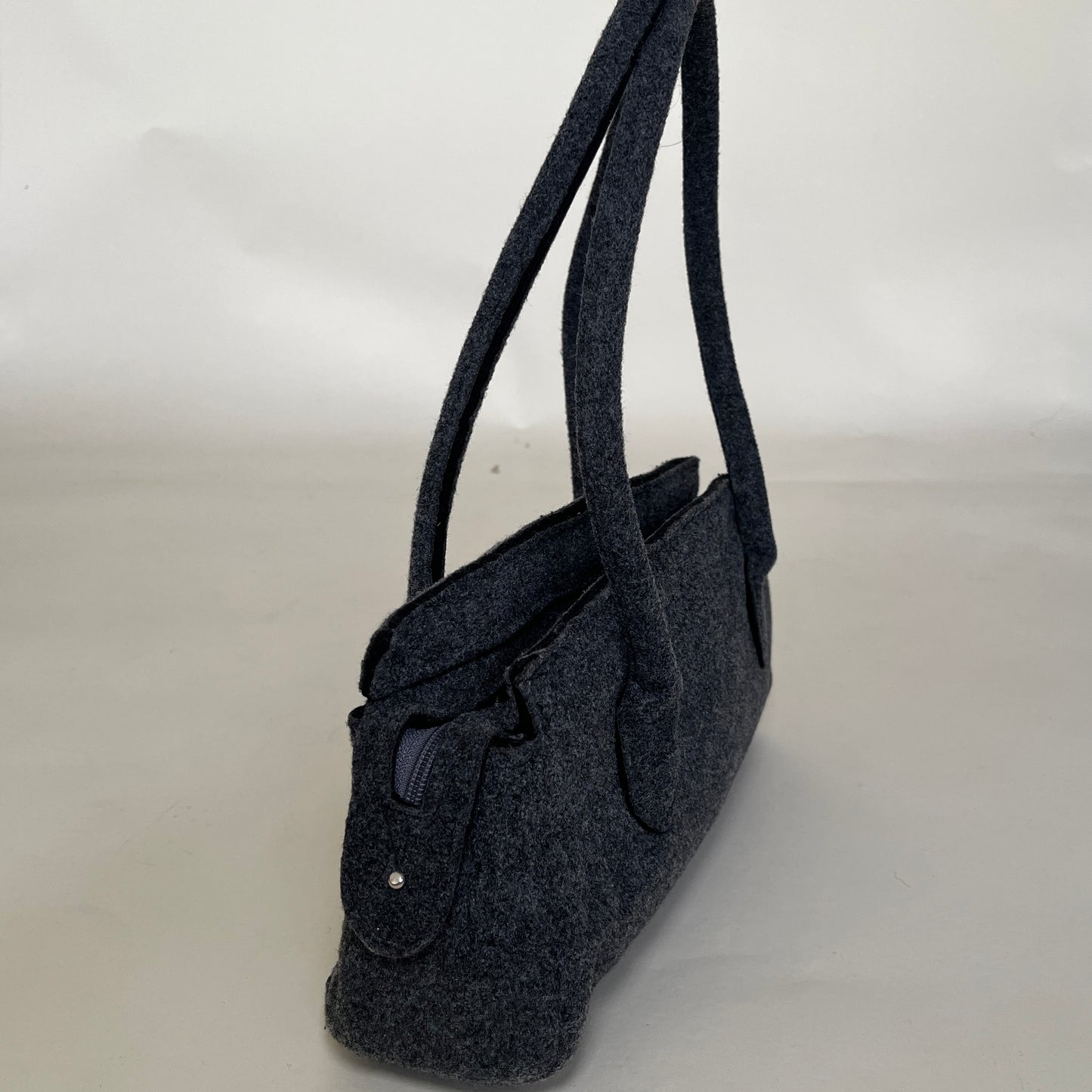 Sac baguette en feutrine gris