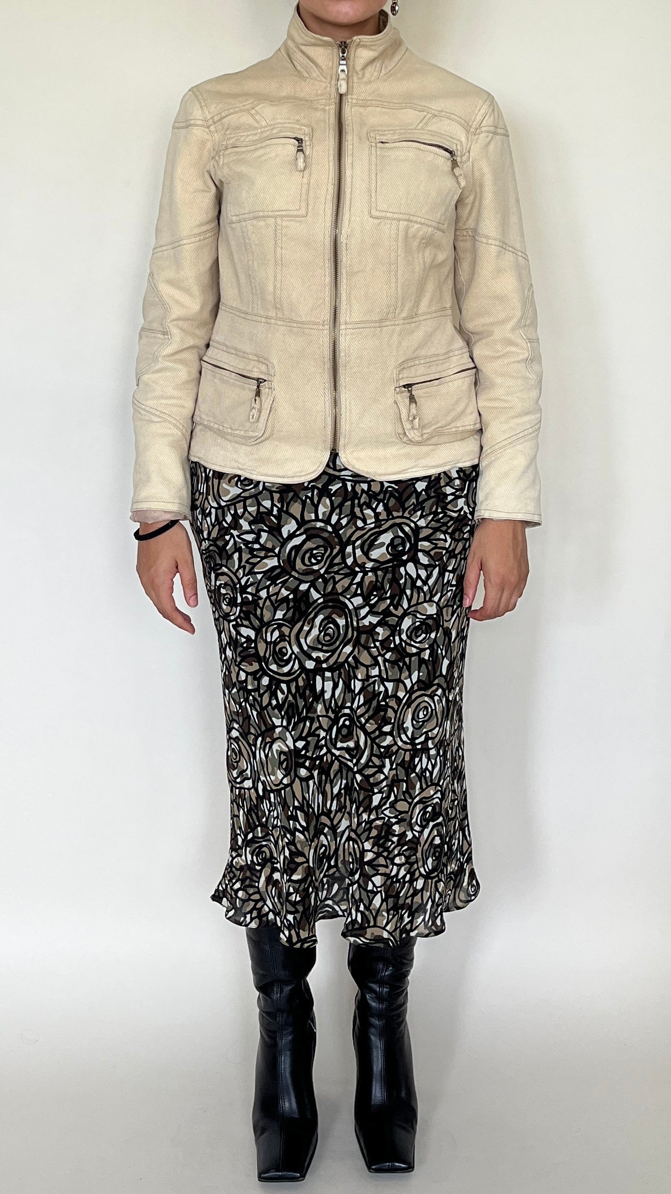 Jupe midi camo fleurie