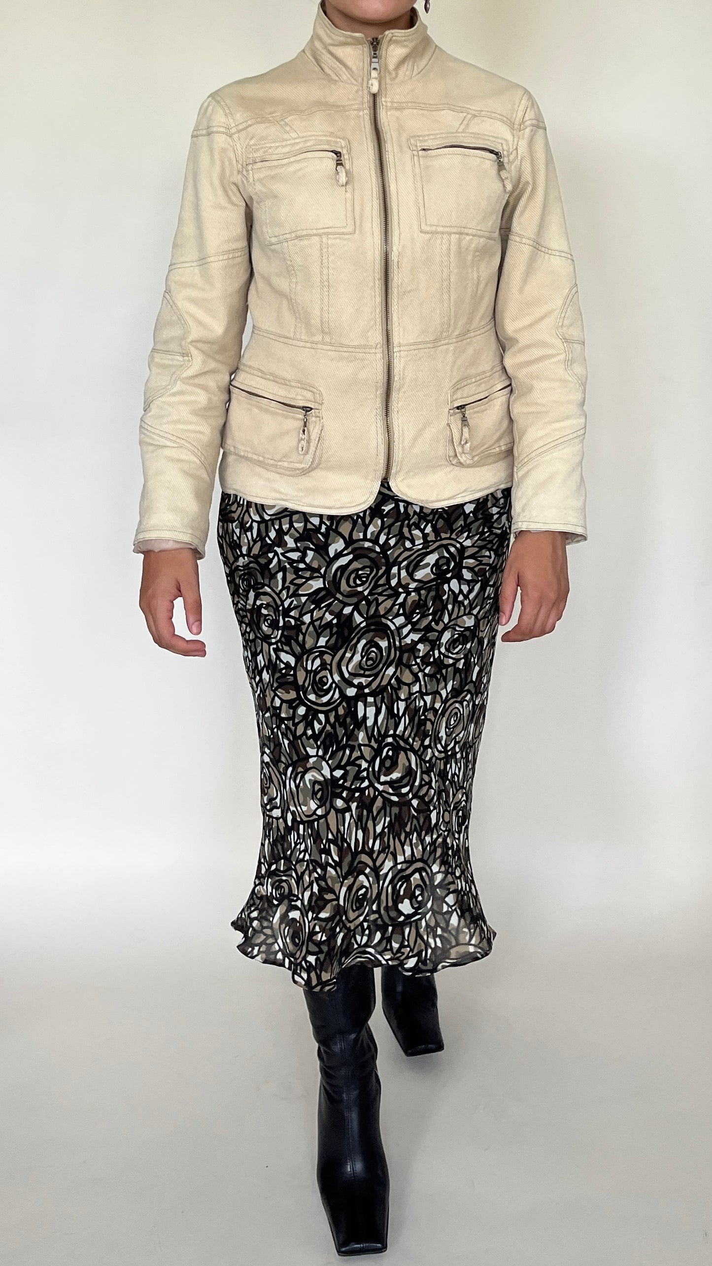 Jupe midi camo fleurie