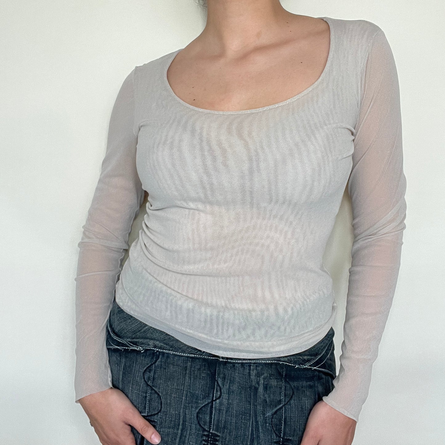 Top manche longue en mesh beige IPSE