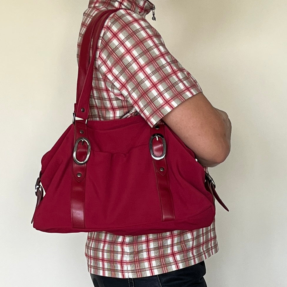 Sac à boucle métallique rouge