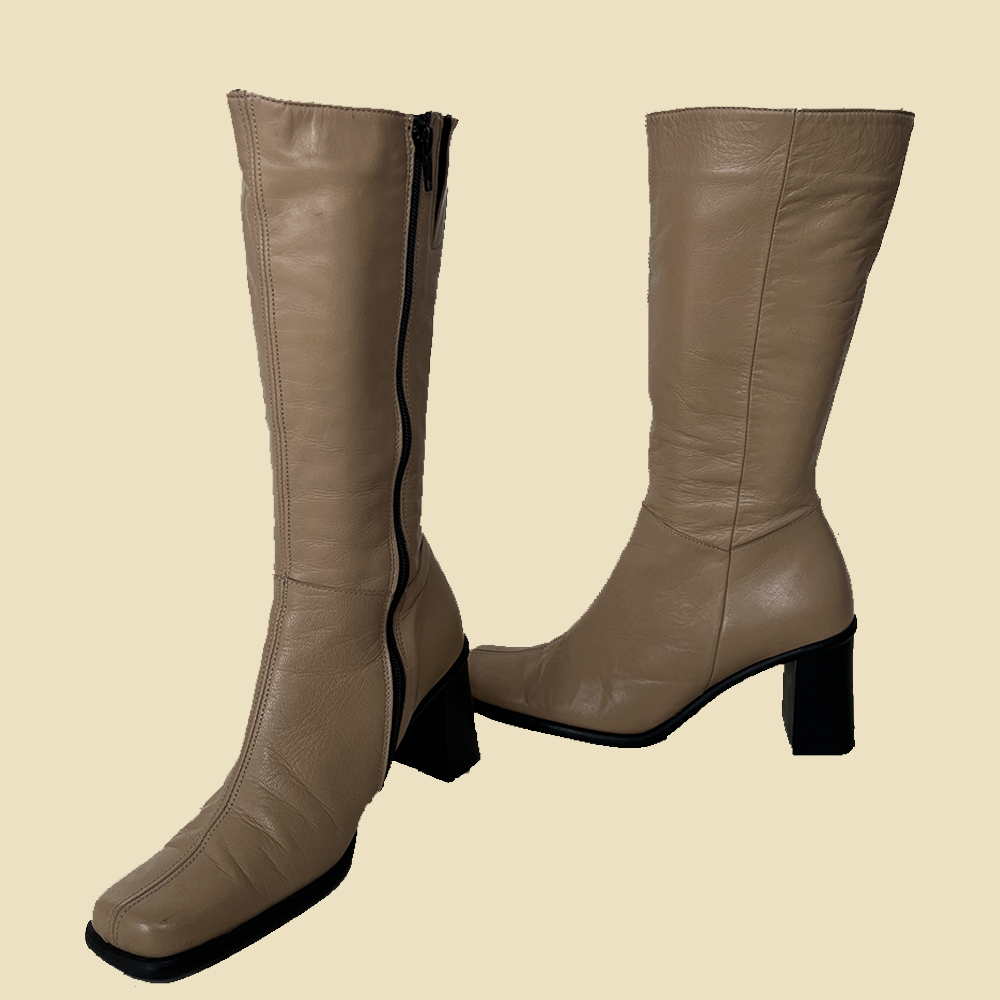 Bottes en cuir beige vanille vintage