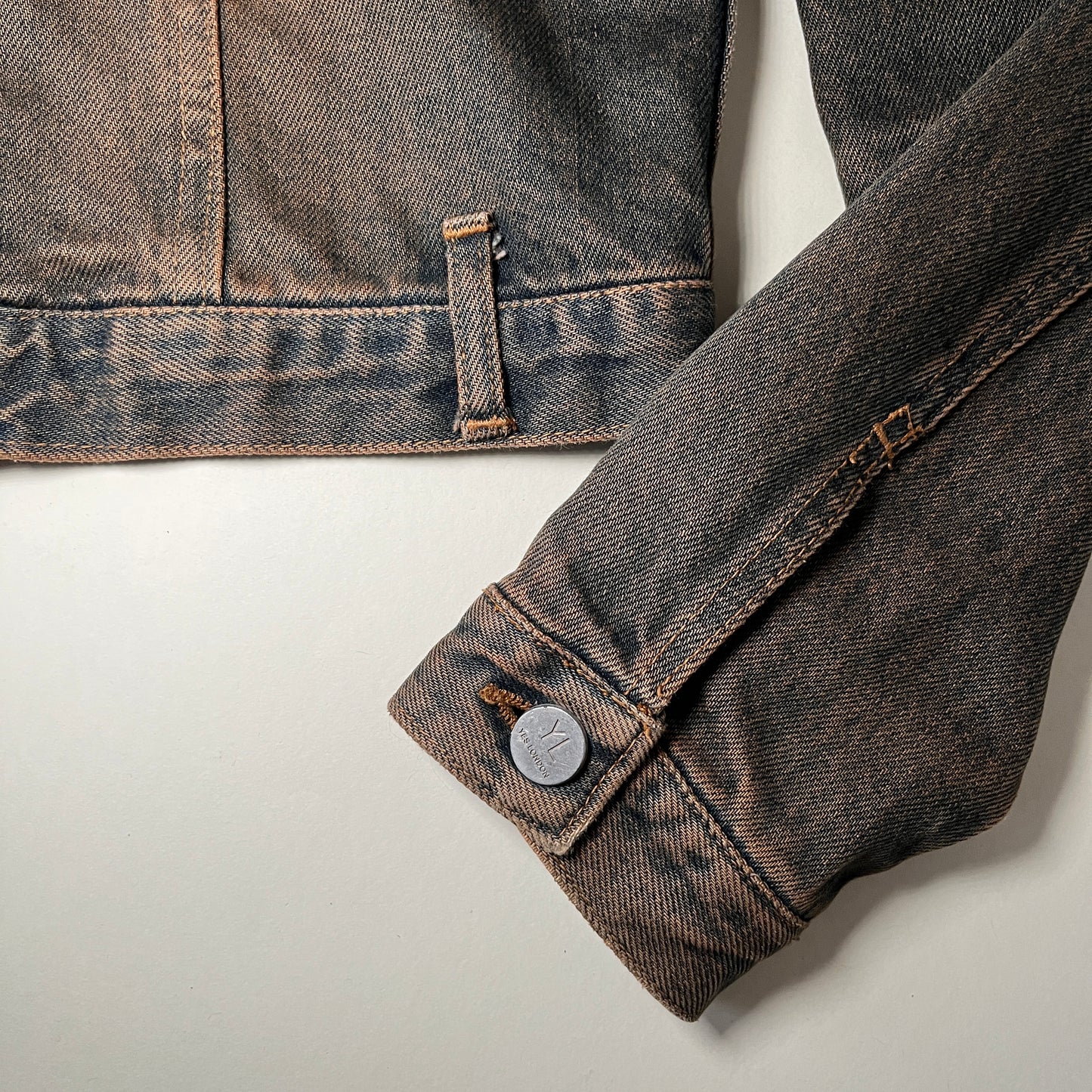 Veste en washed denim zippée