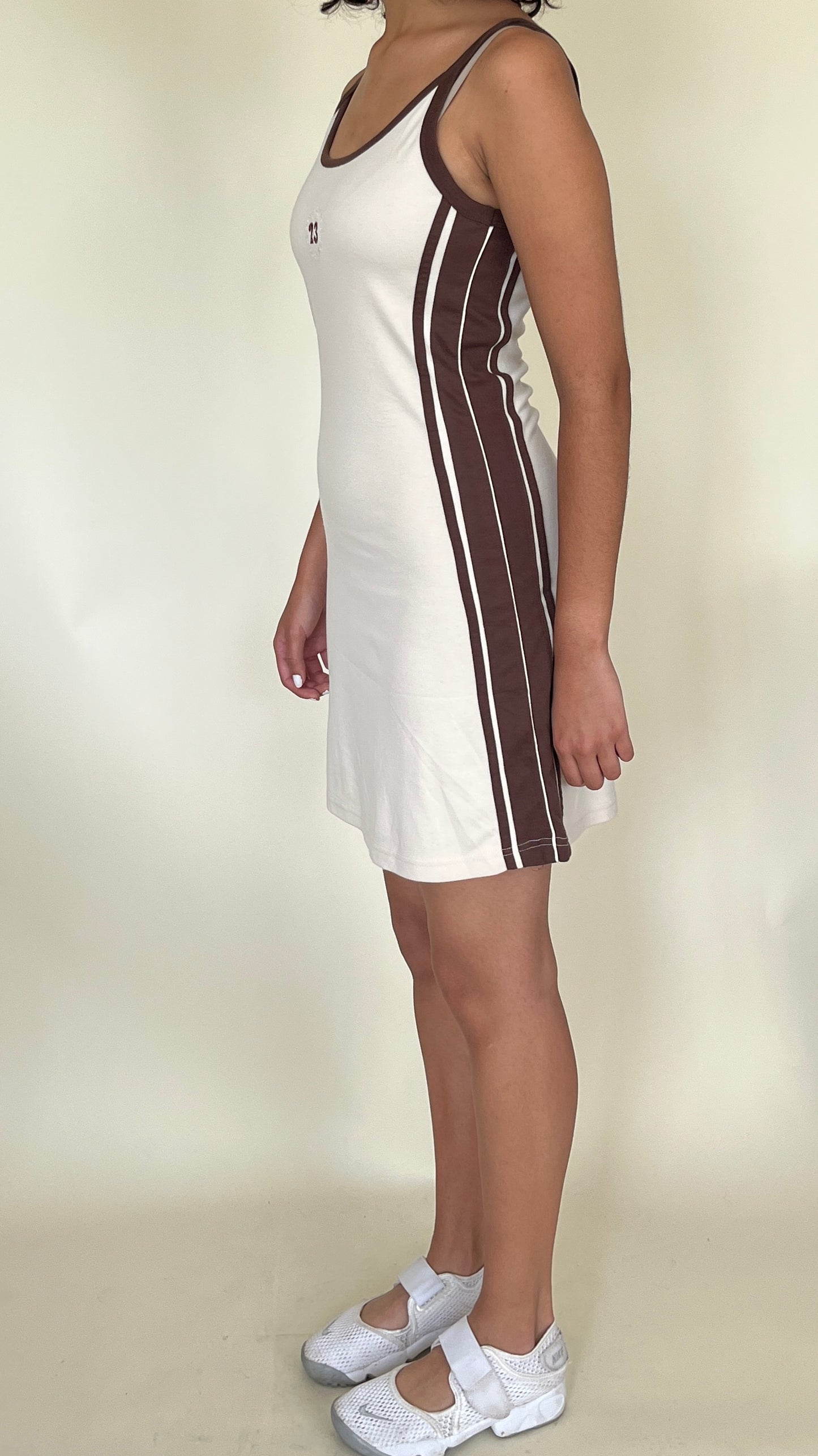 Mini robe sport beige et marron