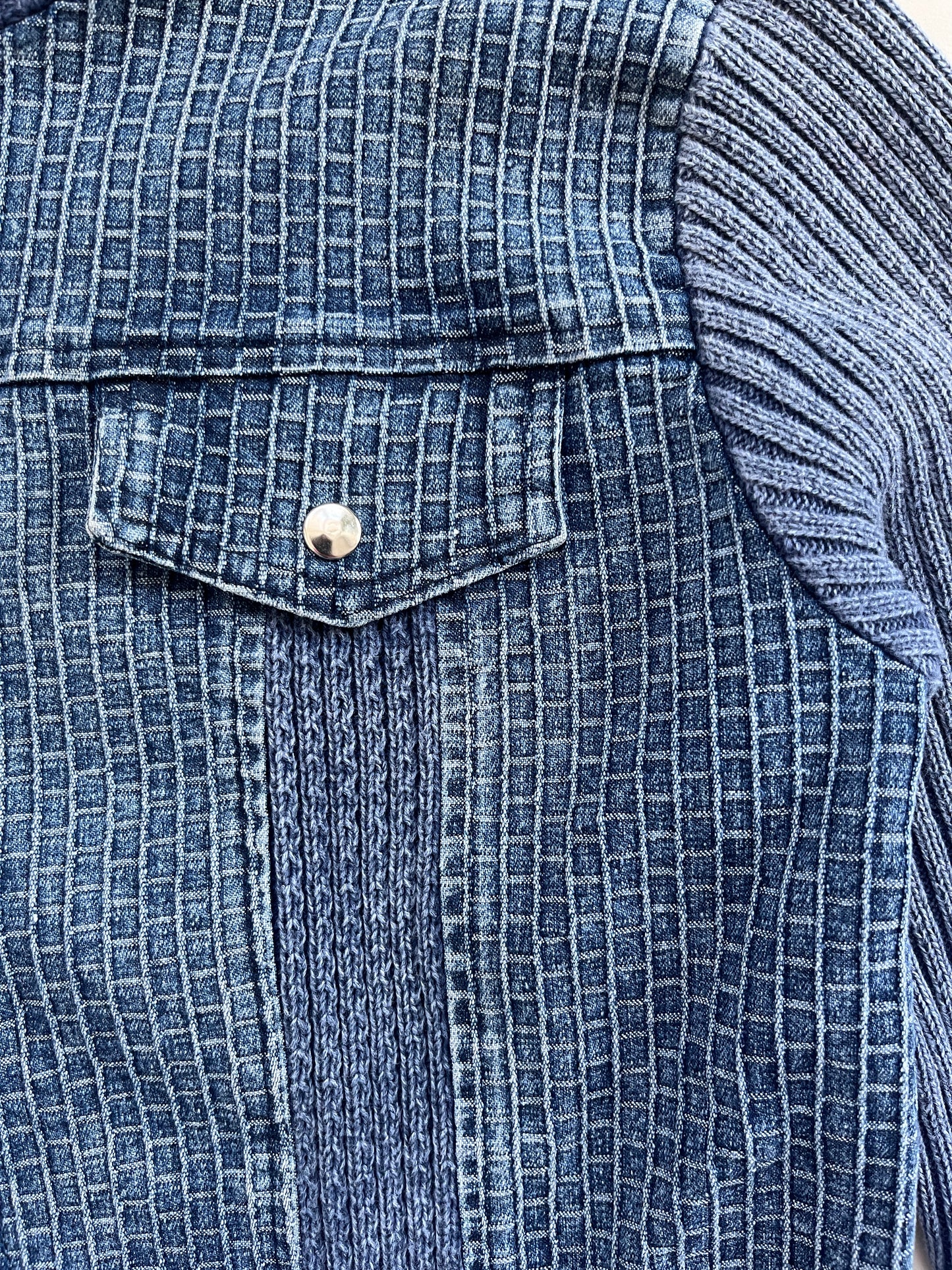 Veste en maille côtelée et denim bleu y2k