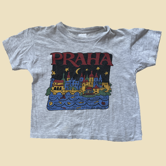 Baby tee Praha vintage