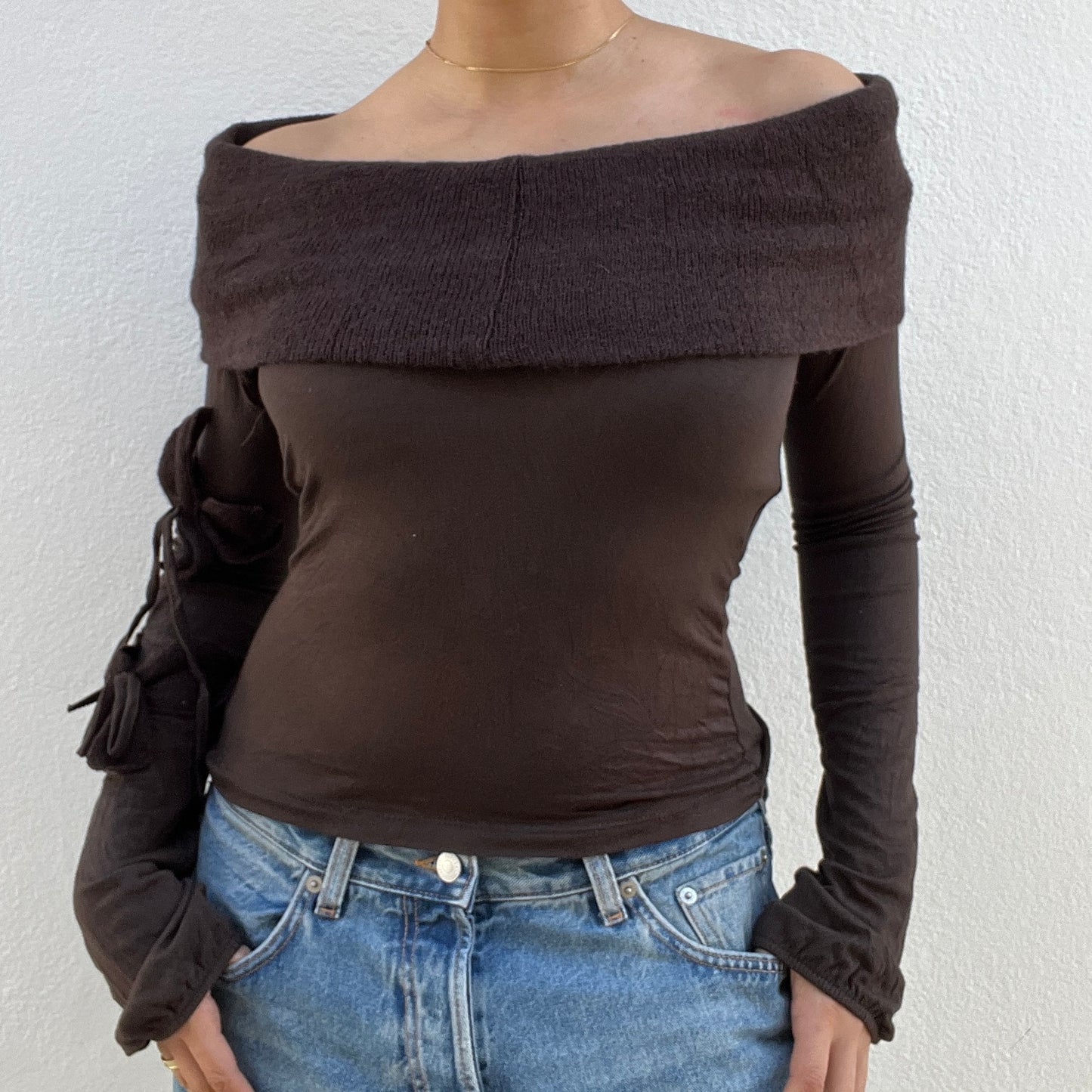 Pull off shoulder marron en mohair